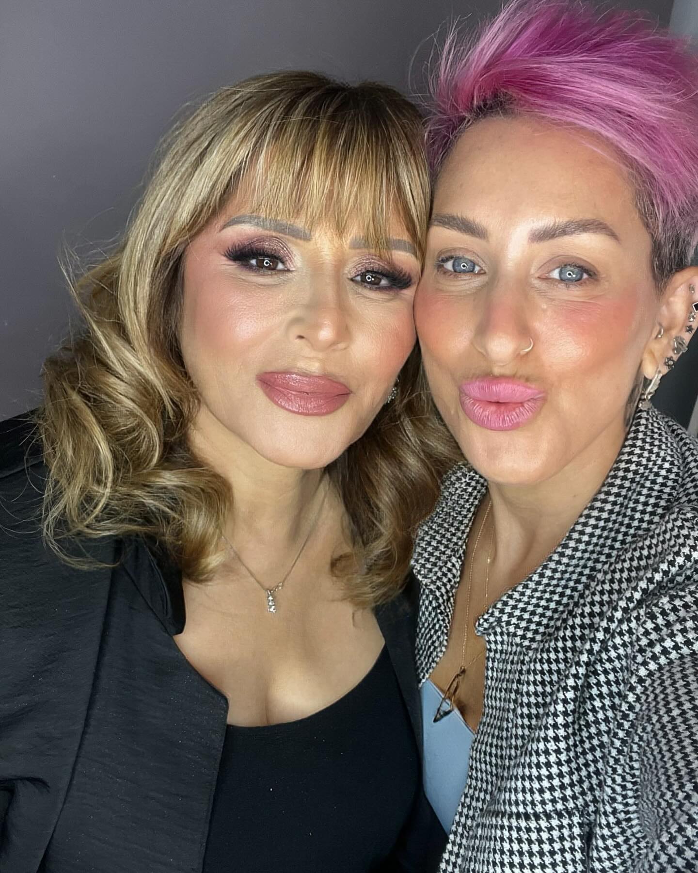 איפור מקצועי לקלרה ושני המהממות ♥️ #מאפרתמקצועית #מאפרתכלותוערב #איפורמקצועי #איפורעדין