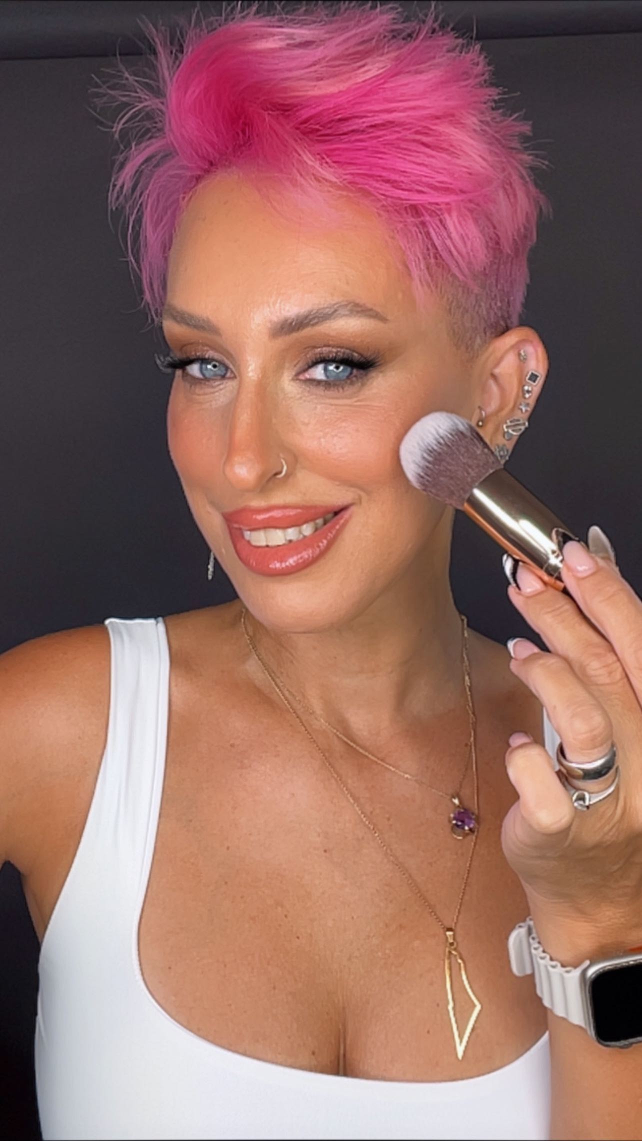 הסט מברשות כבר כאן ואת הולכת להתפנק בענק 
על כל רכישה של סט המברשות תקבלי סדנת איפור און ליין https://www.leons.co.il/product/מברשות-איכותיות/ #מאפרתמקצועית #מברשותאיפור #לימודיאיפור #מדריךאיפור