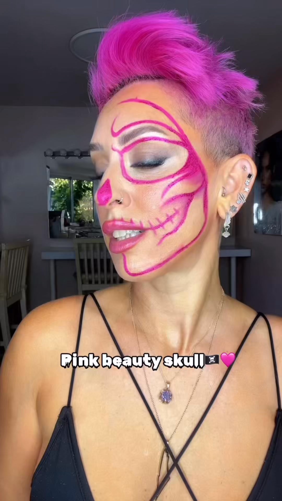 מתכוננת למחר  pink beauty skull Halloween 2024 🎃
#halloween2024 #מאפרתמקצועית #מאפרתמהטיקטוק #מדריךאיפור
שלי לאון סטודיו ואקדמיה לאיפור
מכורי איפור וטיפוח טוטוריאל
מכורי איפור - הדור הבא
מכורי איפור אנונימיים-הקבוצה הרשמית משנת 2009
מכורי איפור - הדור החדש